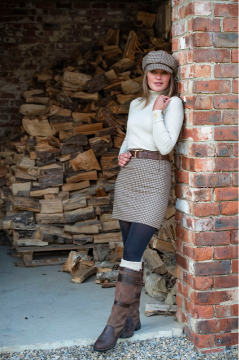 Henrietta Tweed Skirt - VA Houndstooth
